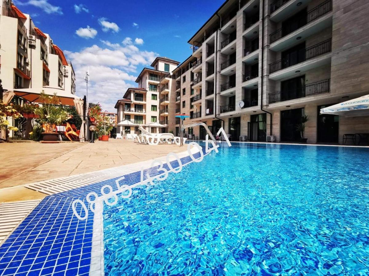 Pool Apartment Amadeus Lux Slantchev Briag Extérieur photo